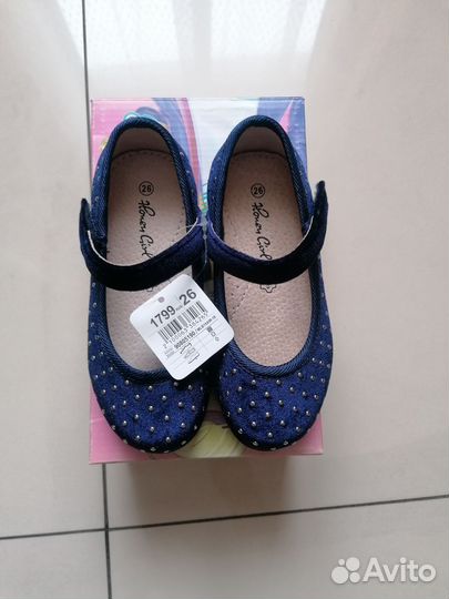 Туфли для девочки 26 размер новые