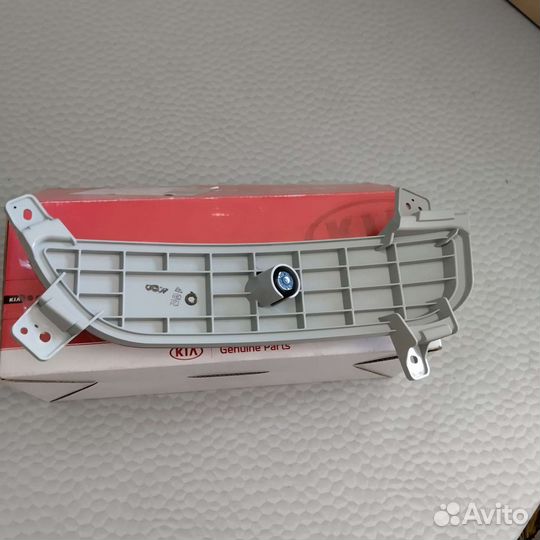 Kia Ceed 2 rest левый отражатель в бампер
