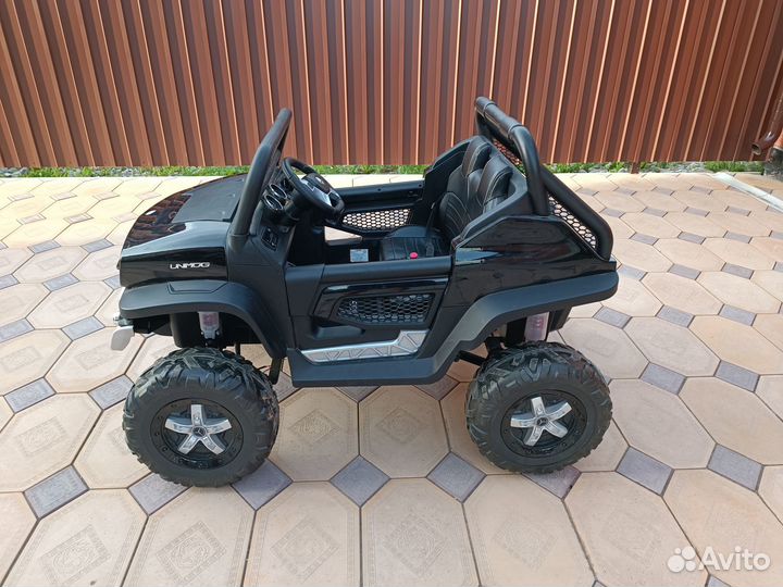 Электромобиль Mercedes-Benz Unimog Concept P555BP