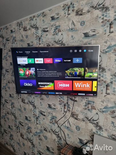 Телевизор со SMART tv 43 диагональ