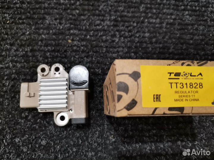 Реле регулятор TT31828