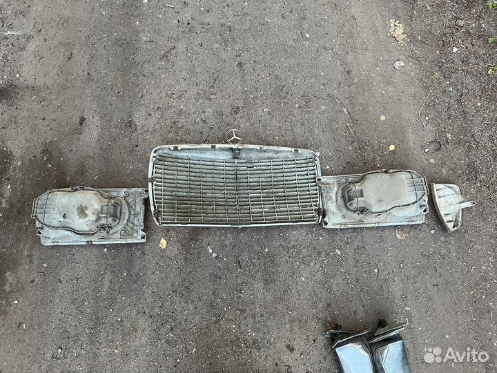 Комплект фар на mercedes benz w123