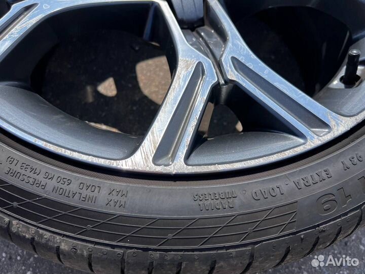 Комплект оригинальных колес R19 Kia Stinger GT