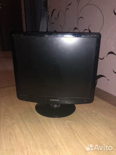 Монитор Samsung SyncMaster 932Bf