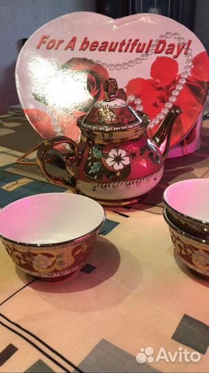 Сервиз чайный подарочный с пиалами