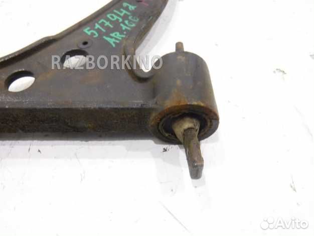 Рычаг передний левый нижний