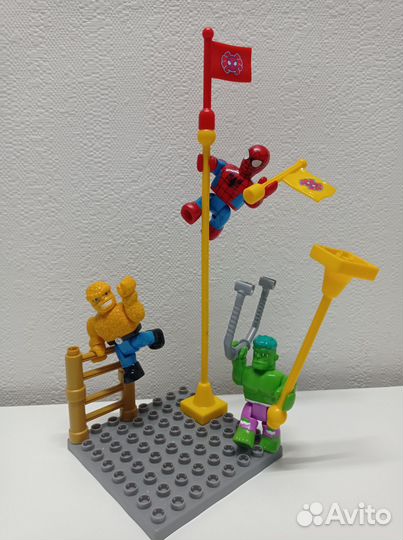 Мегаблокс 3+ человек паук и друзья