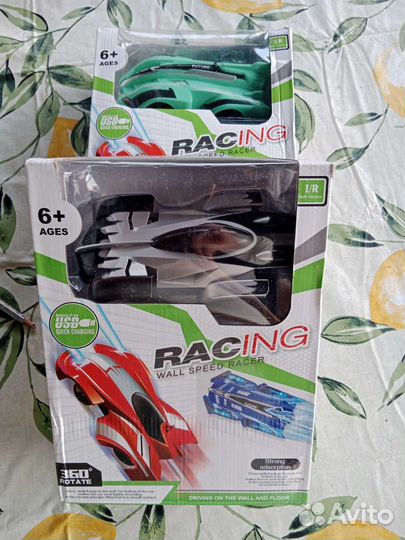 Аэро машинки, машинка ездит по стенам и потолку