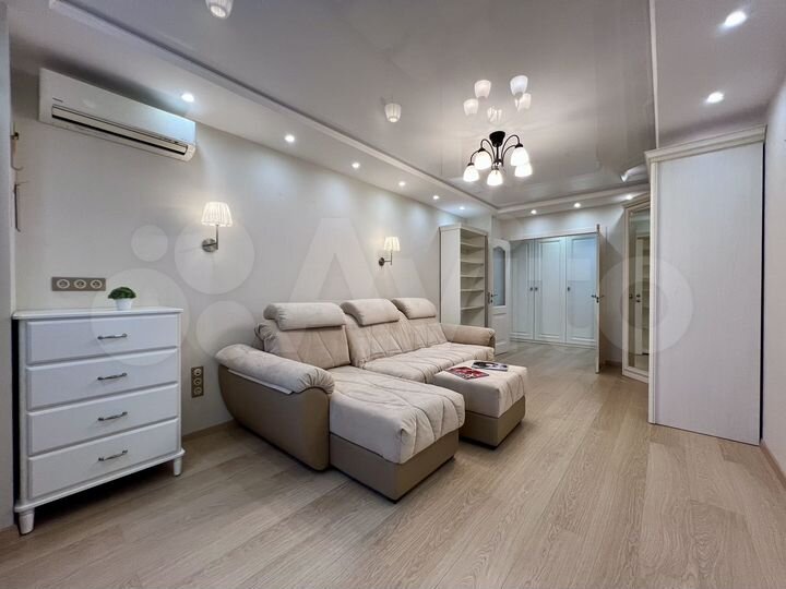 2-к. квартира, 80 м², 18/25 эт.