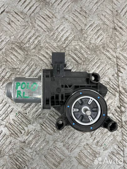 Мотор стеклоподъемника левый задний Фольксваген По