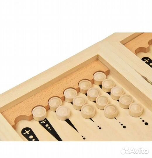 Настольная игра в шашки и нарды