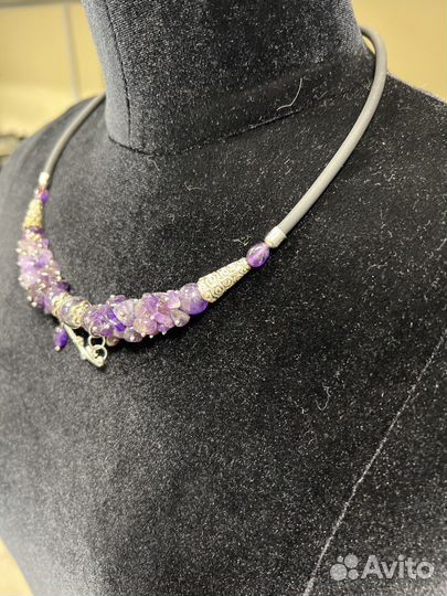 Колье Аметист с подвеской Птичка на веточке