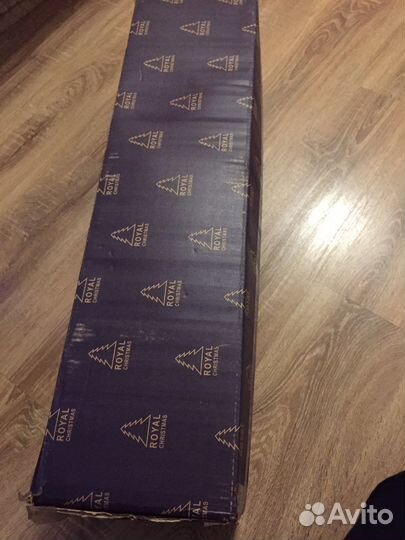 Елка искусственная120 см продаю с игрушками