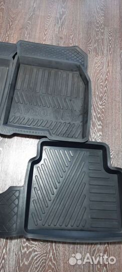 Автомобильные коврики резиновые на Aveo t 250