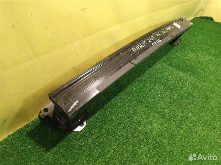Усилитель переднего бампера Peugeot 207 2006