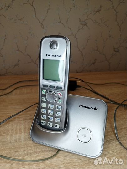 Радиотелефон Panasonic KX-TG6611RUM