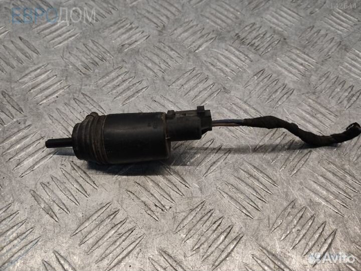 Моторчик омывателя на BMW E38 s1140820