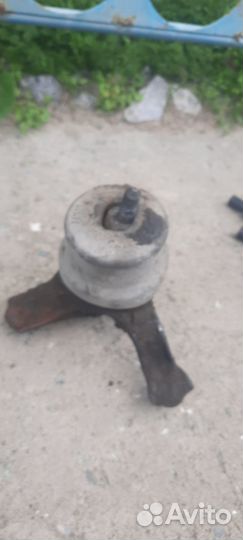 Подушка двигателя 1MZ-FE Toyota Camry MCV30