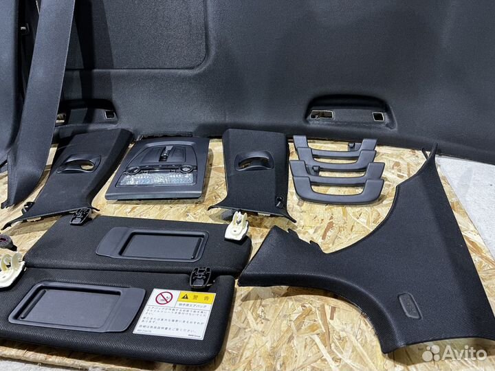 Черный потолок BMW F10 под люк