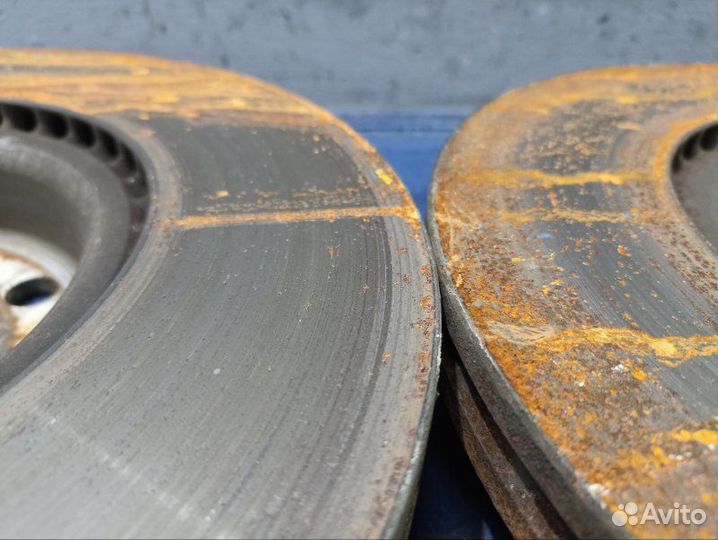 Диски комплект передние Volkswagen Passat B6