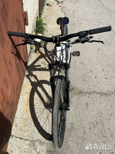 Велосипед GT avalanche 3.0 гт аваланч горный