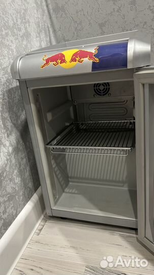 Минихолодильник red bull