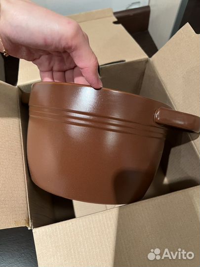 Кастрюля керамическая Wellberg с крышкой 2.2 литра