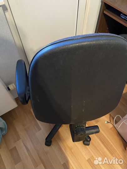 Компьютерное кресло