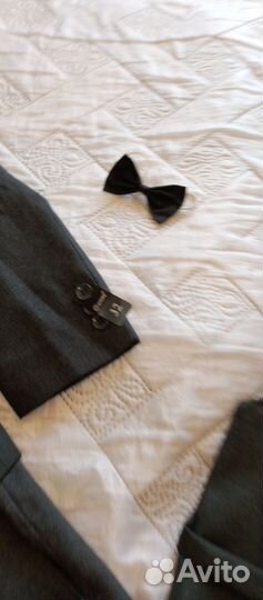 Костюм-тройка