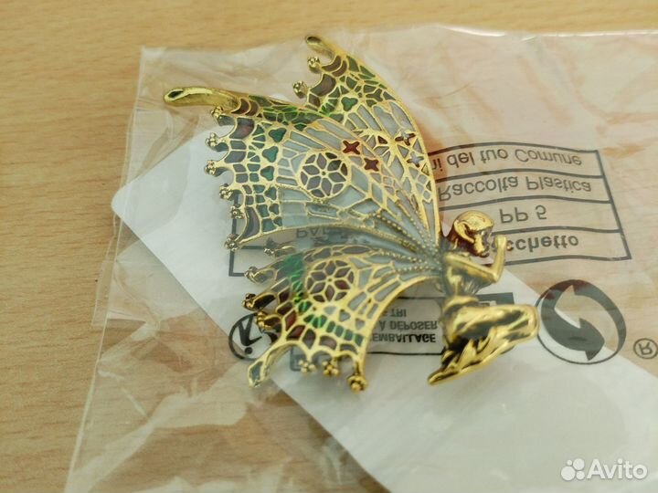 Девочка-бабочка