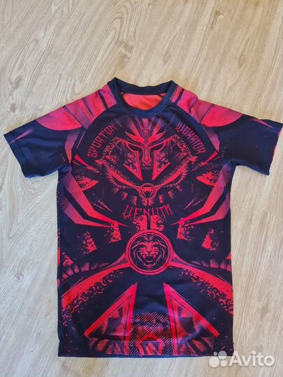 Рашгард Venum