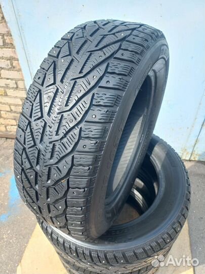 Tigar SUV Ice 225/60 R17