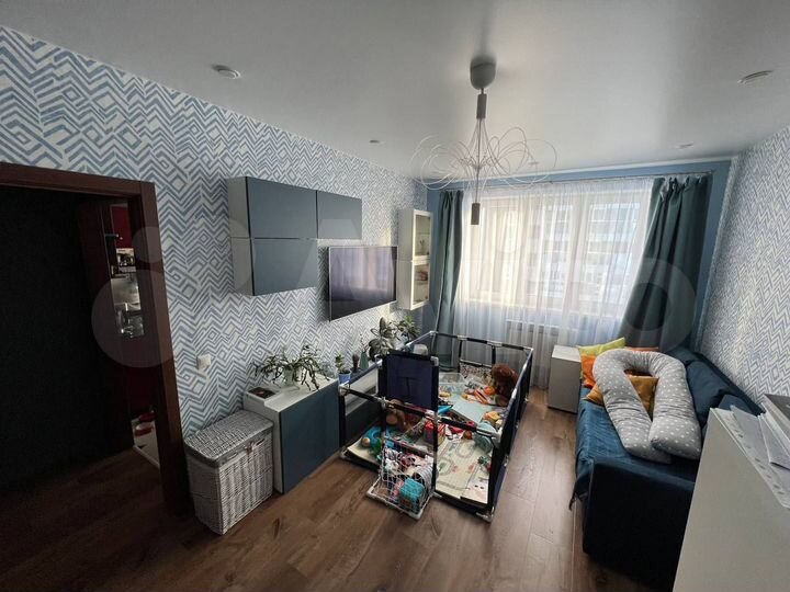 2-к. квартира, 52 м², 10/12 эт.