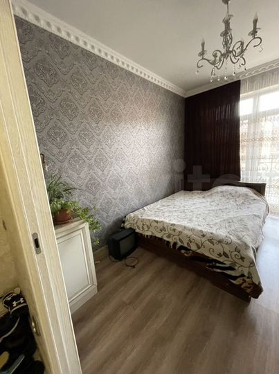 2-к. квартира, 61 м², 2/3 эт.