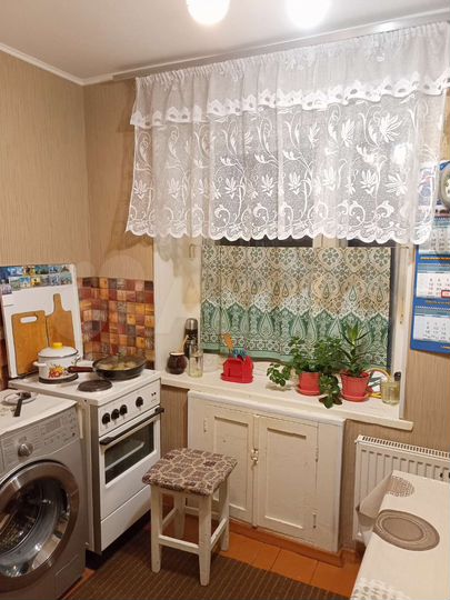Комната 18 м² в 3-к., 1/5 эт.