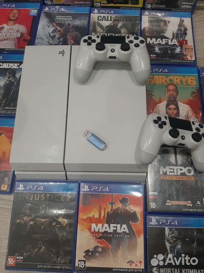 Sony PS4 прошитая + бесплатно 5000 игр