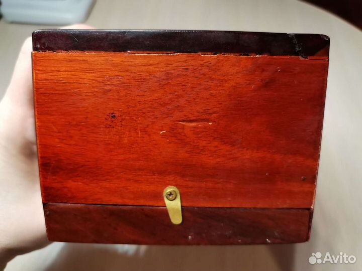 Салфетница деревянная (треснутая)