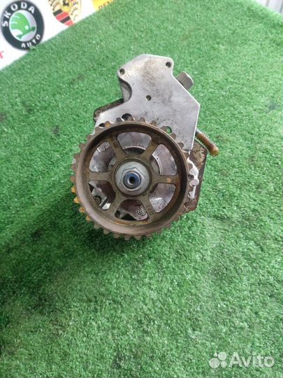 Топливный насос высокого давления Renault Laguna