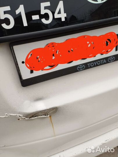 Крышка багажника Тойота Lit айс Ноах