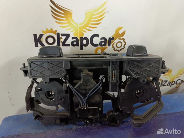 Блок управления климат контролем Toyota Duet