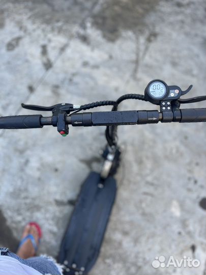 Электро самокат Mizari