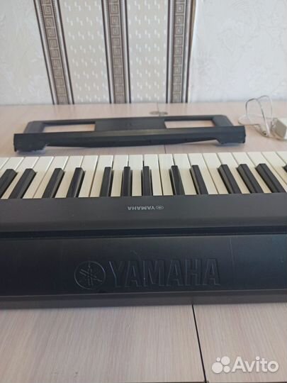 Электронное пианино yamaha