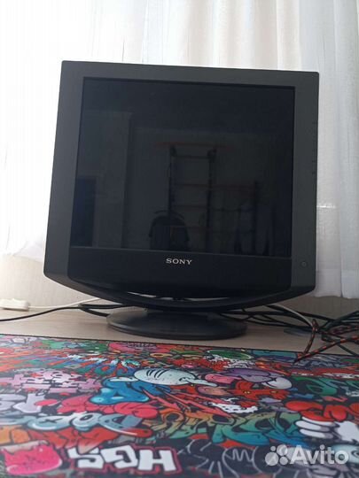 Монитор Sony (sdm-hx75) со шнуром