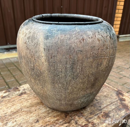 Горшок с крестом орнамент большой глиняный 19 век