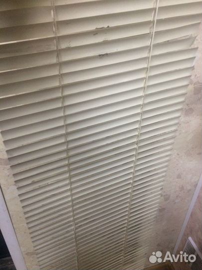 Жалюзи балконные
