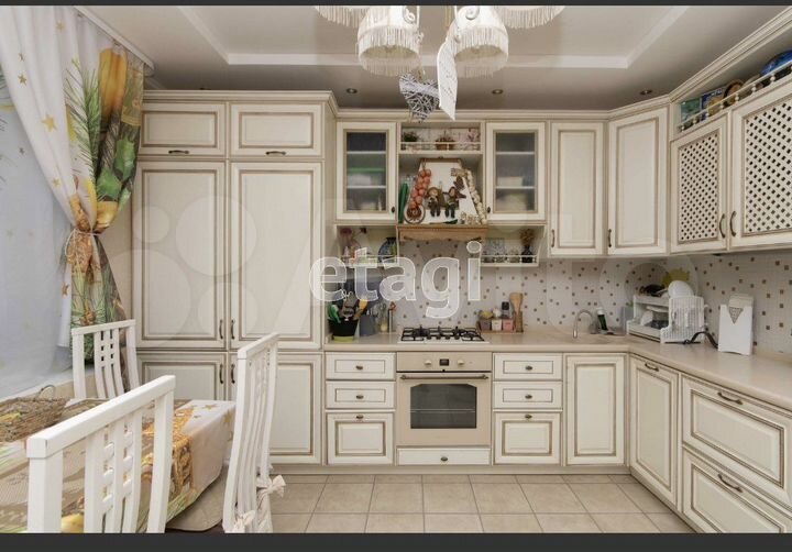 3-к. квартира, 96 м², 1/5 эт.