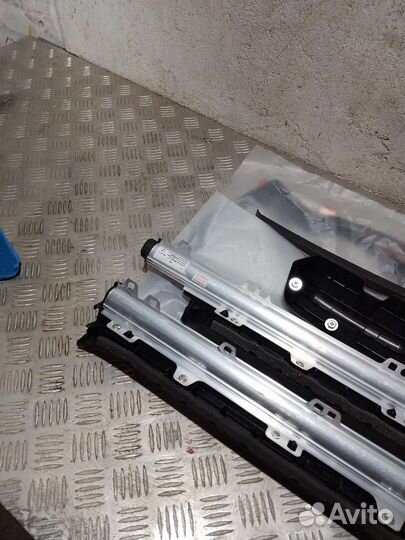 Шторка окна Toyota Alphard 3