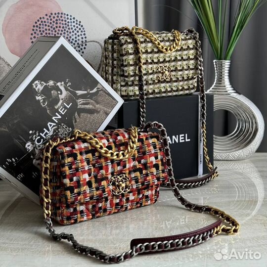 Сумка chanel 2 цвета