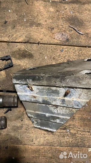 Кронштейн пневмоподвески Land Rover Range Rover