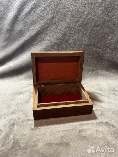 Шкатулка для украшений деревянная резная